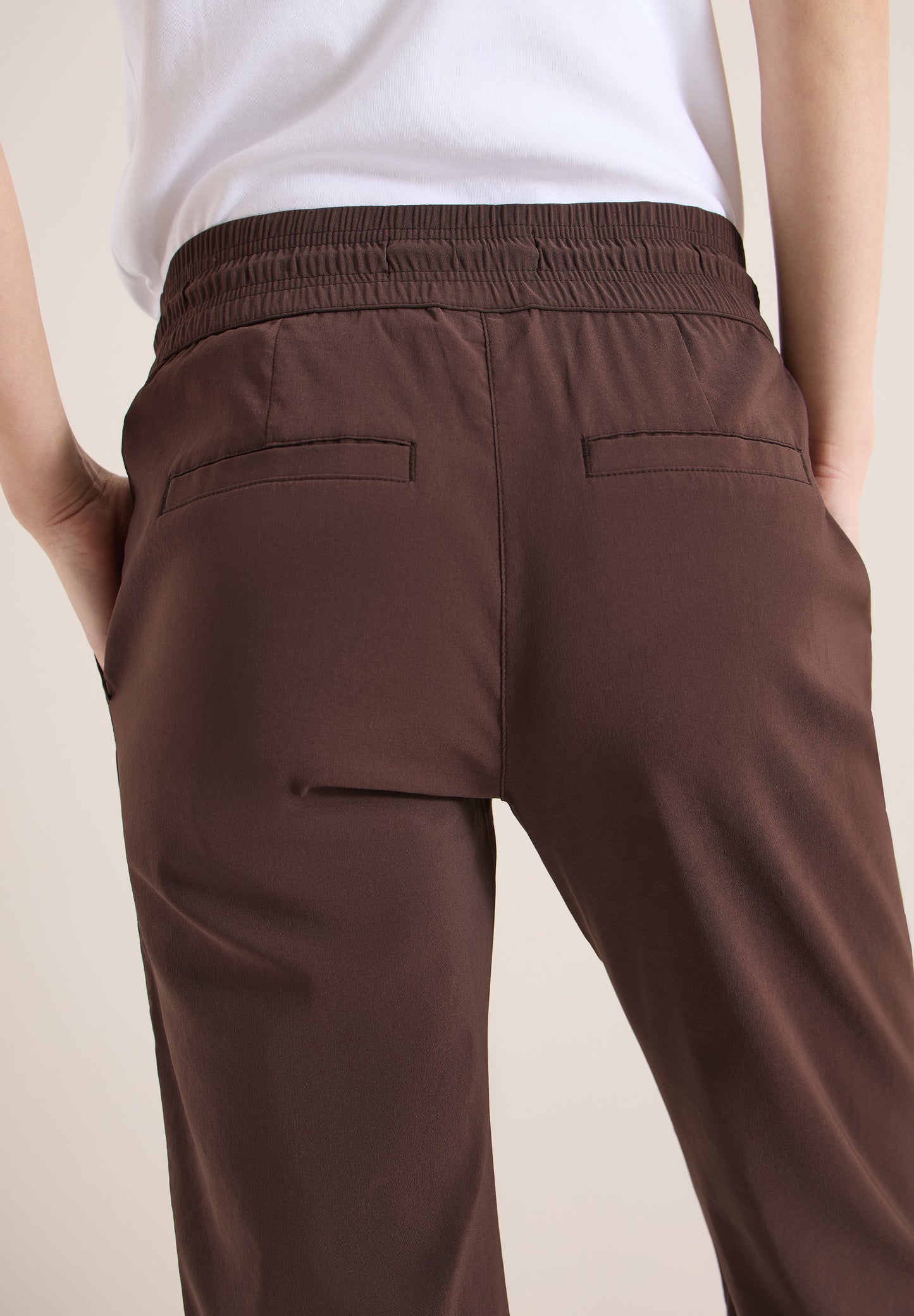 CECIL - Mid Waist Slim Leg Hose im Casual Fit - Farbe: brown cacao