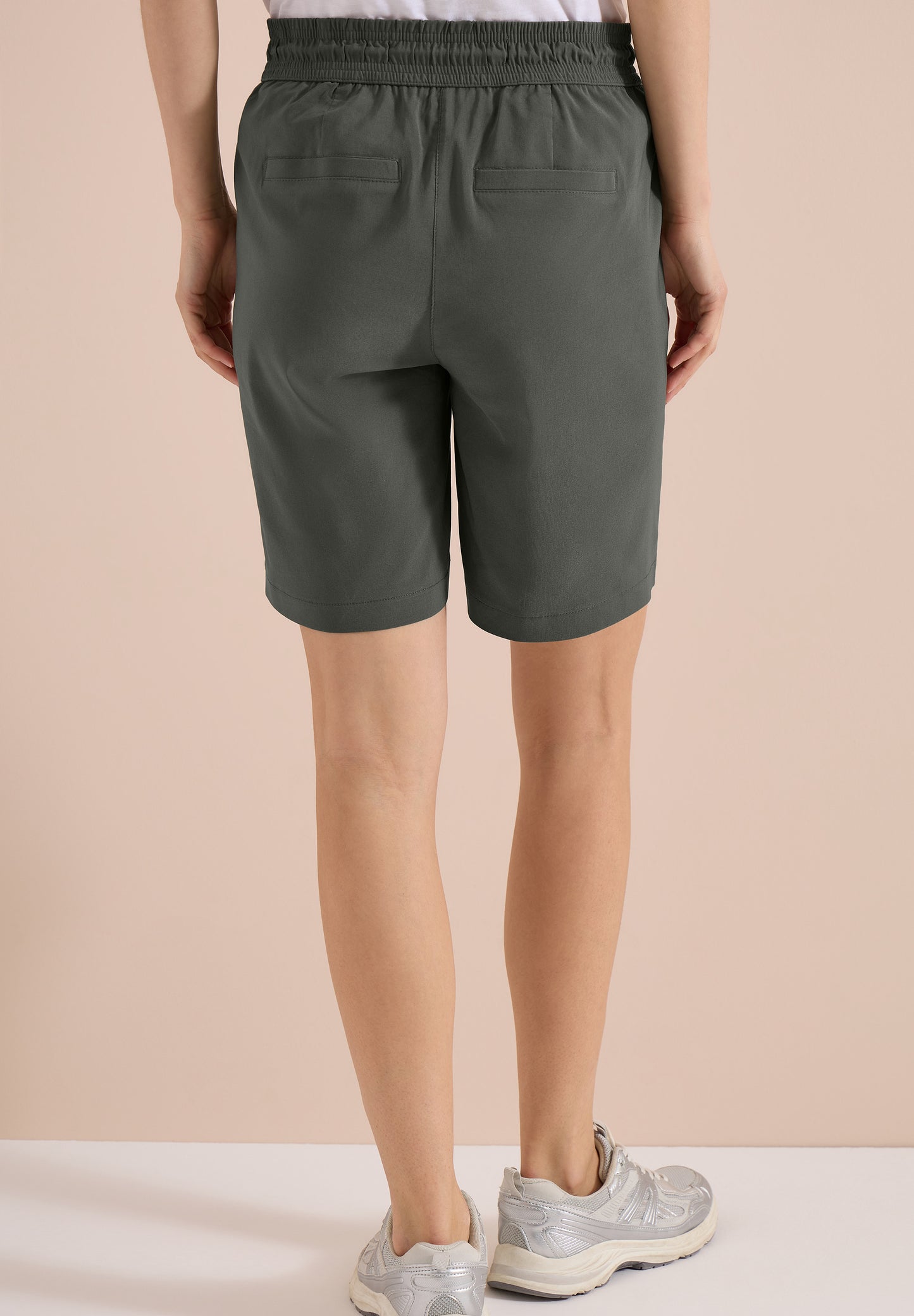 CECIL - Straight Leg Shorts im Loose Fit - Farbe: clear khaki
