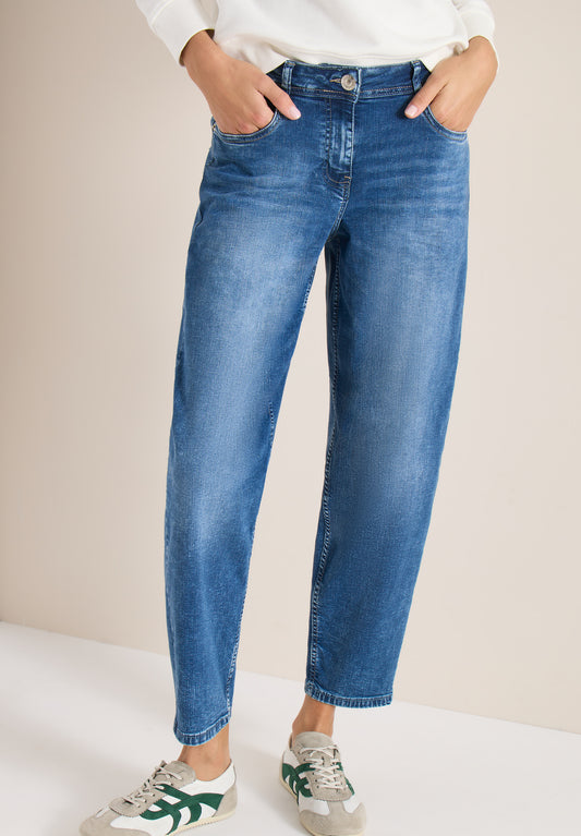 CECIL - High Waist Jeans SCARLETT im Loose Fit - Farbe: mid blue wash
