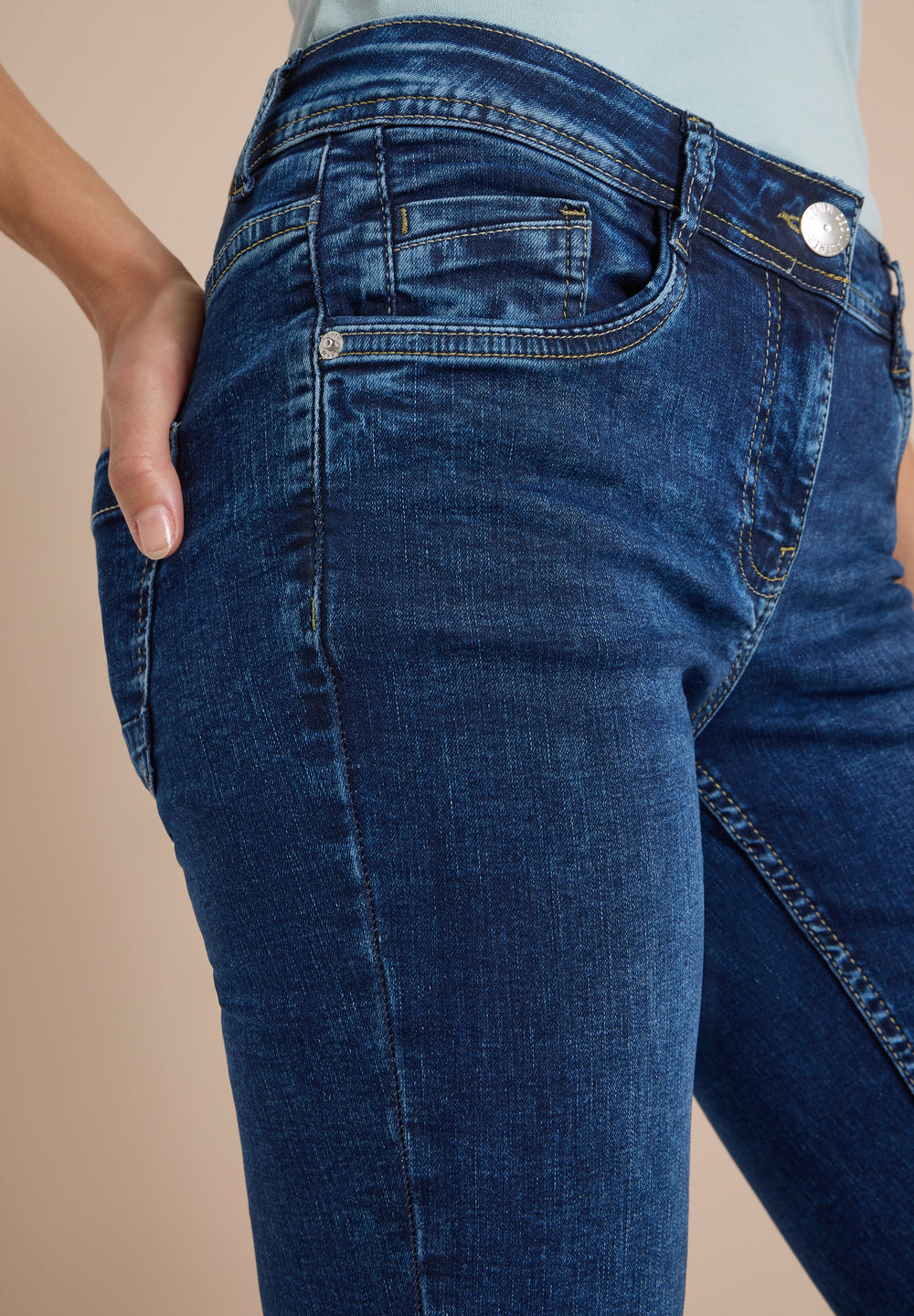 CECIL Scarlett Mid Waist Straight Leg Jeans