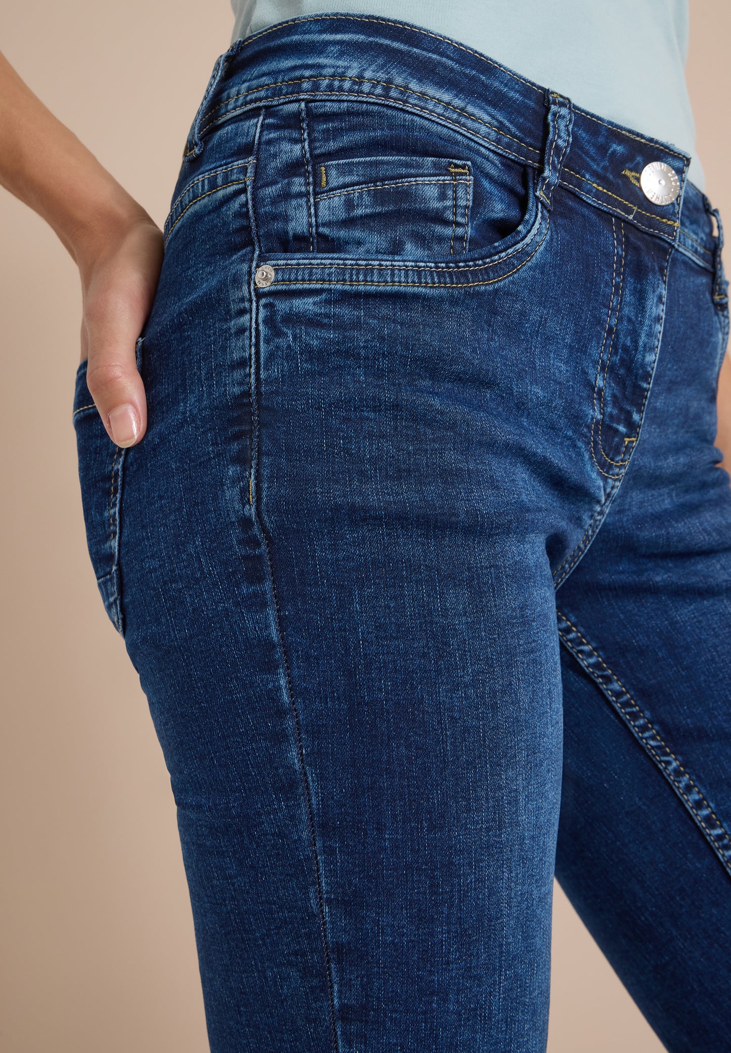 CECIL - Jeans Hose im Style Scarlett im Casual Fit - Farbe: Blau