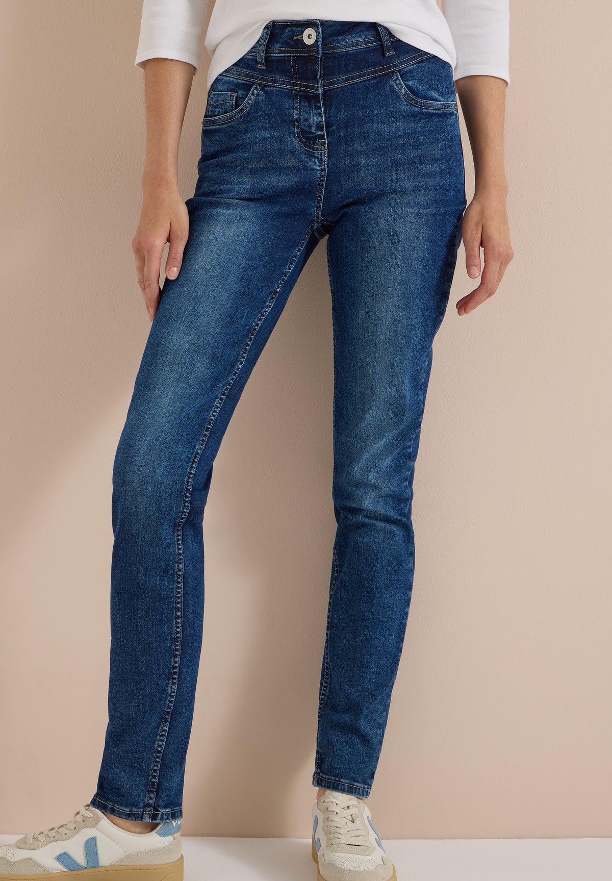 CECIL - High Waist Slim Leg Jeans im Slim Fit - Farbe: mid blue used wash