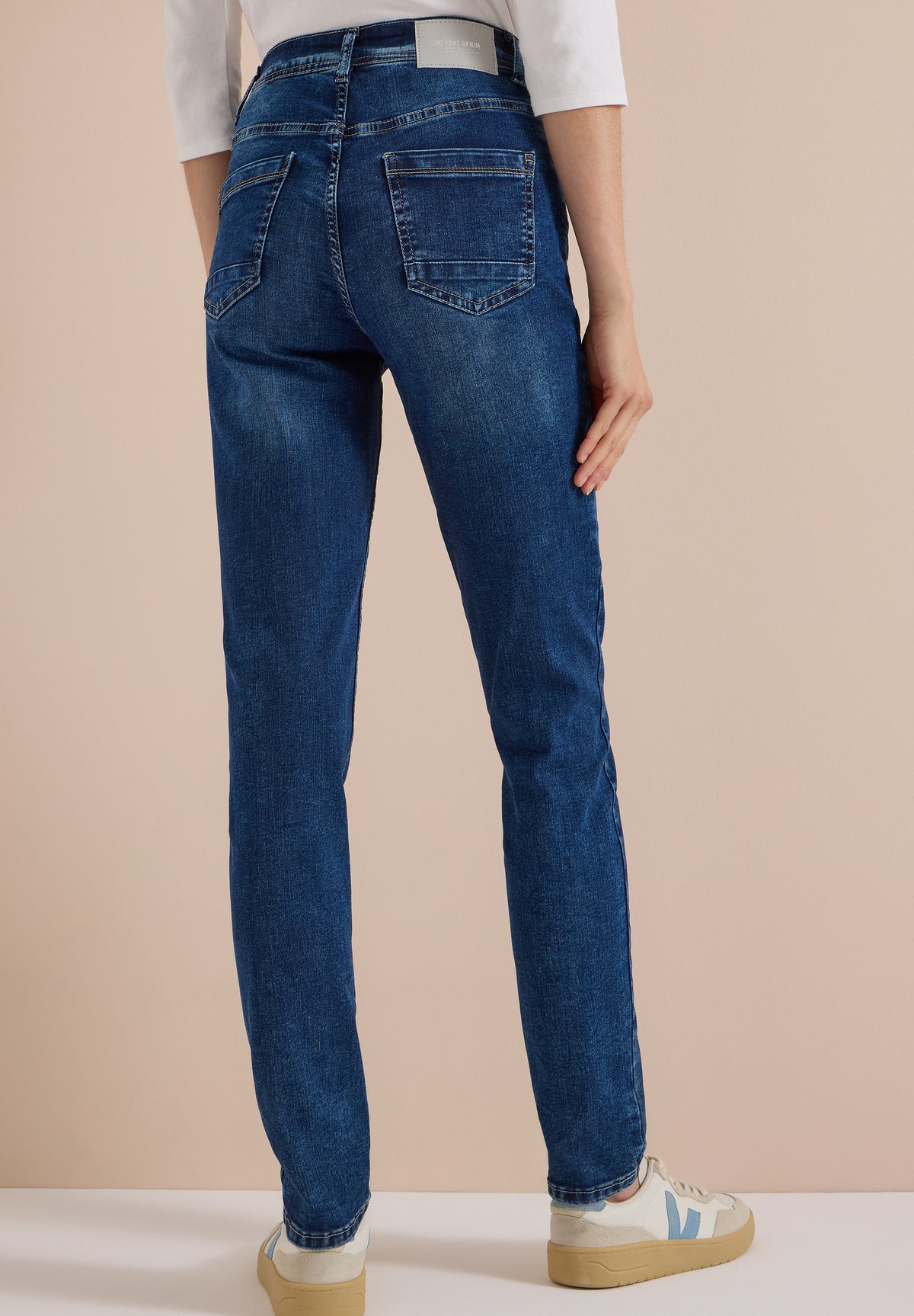 CECIL - High Waist Slim Leg Jeans im Slim Fit - Farbe: mid blue used wash