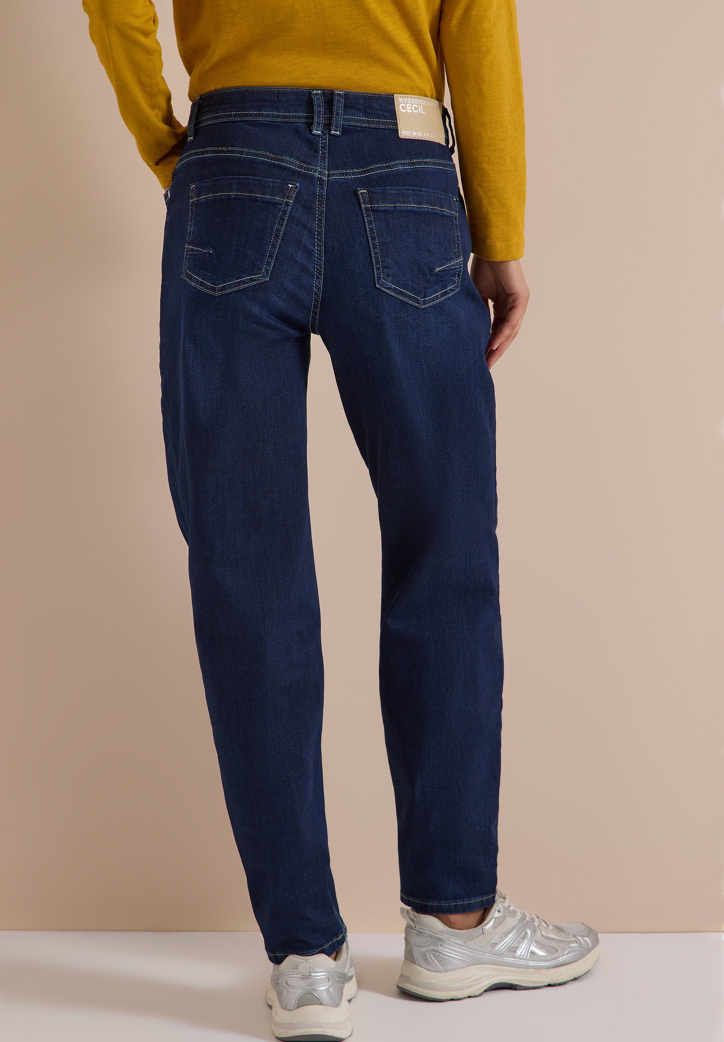 CECIL - High Waist Barrel Leg Jeans im Loose Fit - Farbe: Dark blue wash