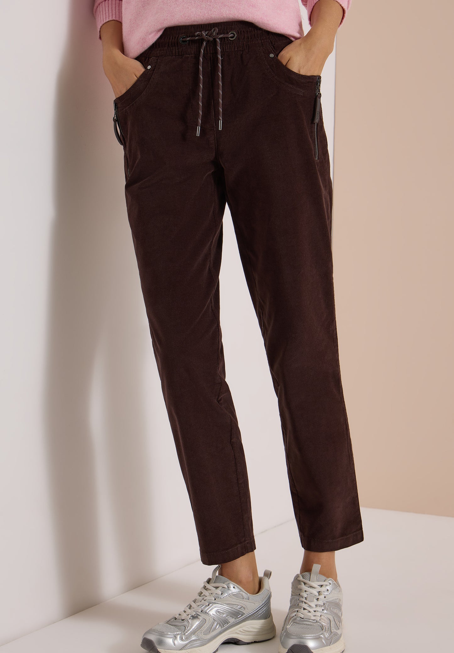 CECIL - Mid Waist Slim Leg Hose im Casual Fit - Farbe: truffle brown