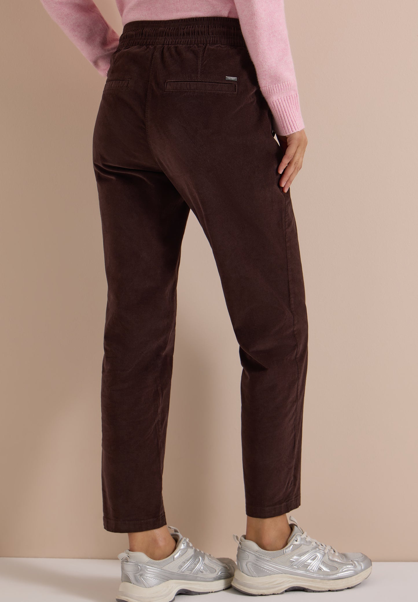CECIL - Mid Waist Slim Leg Hose im Casual Fit - Farbe: truffle brown