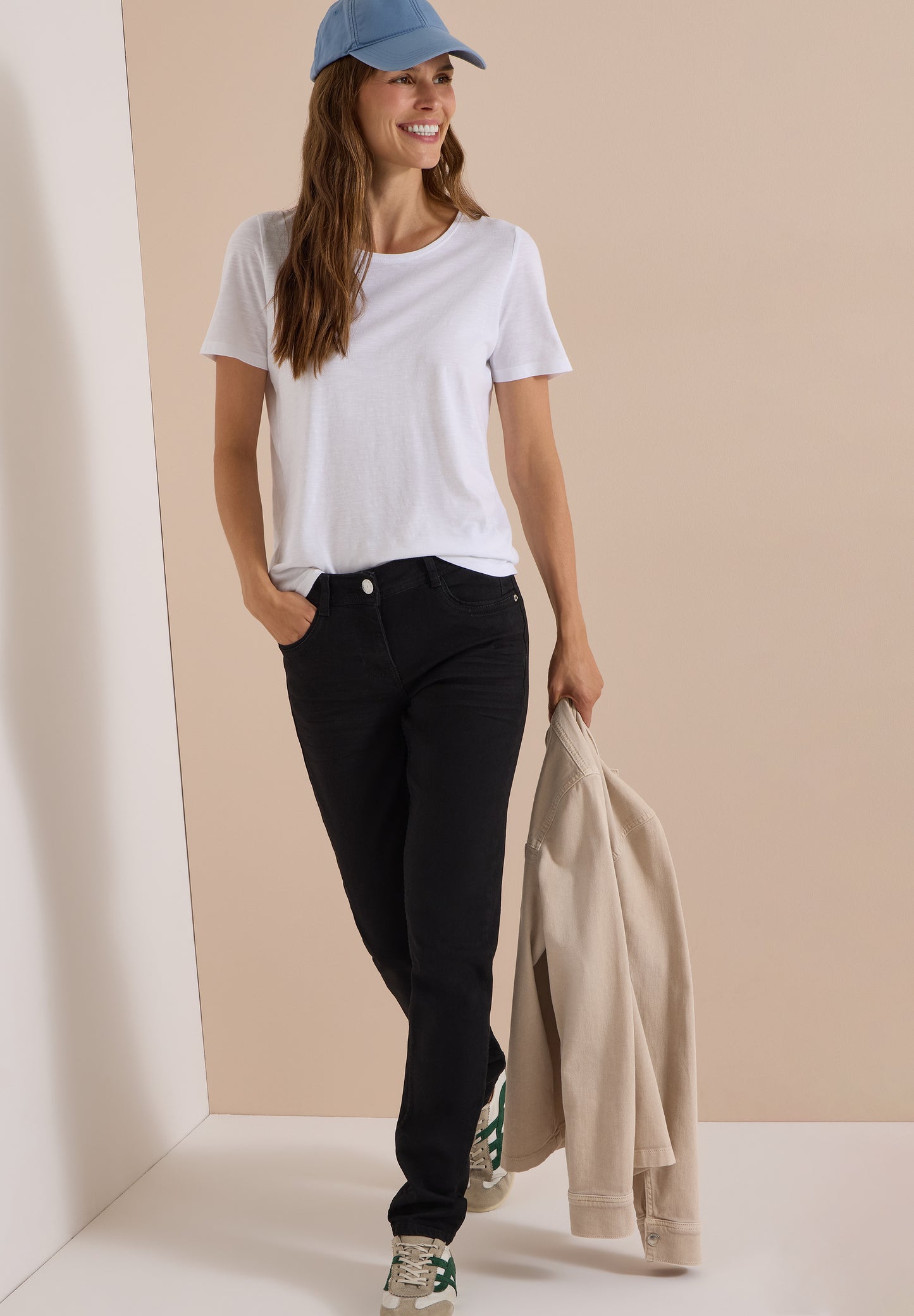 CECIL - Mid Waist Straight Leg Jeans im Casual Fit - Farbe: Black