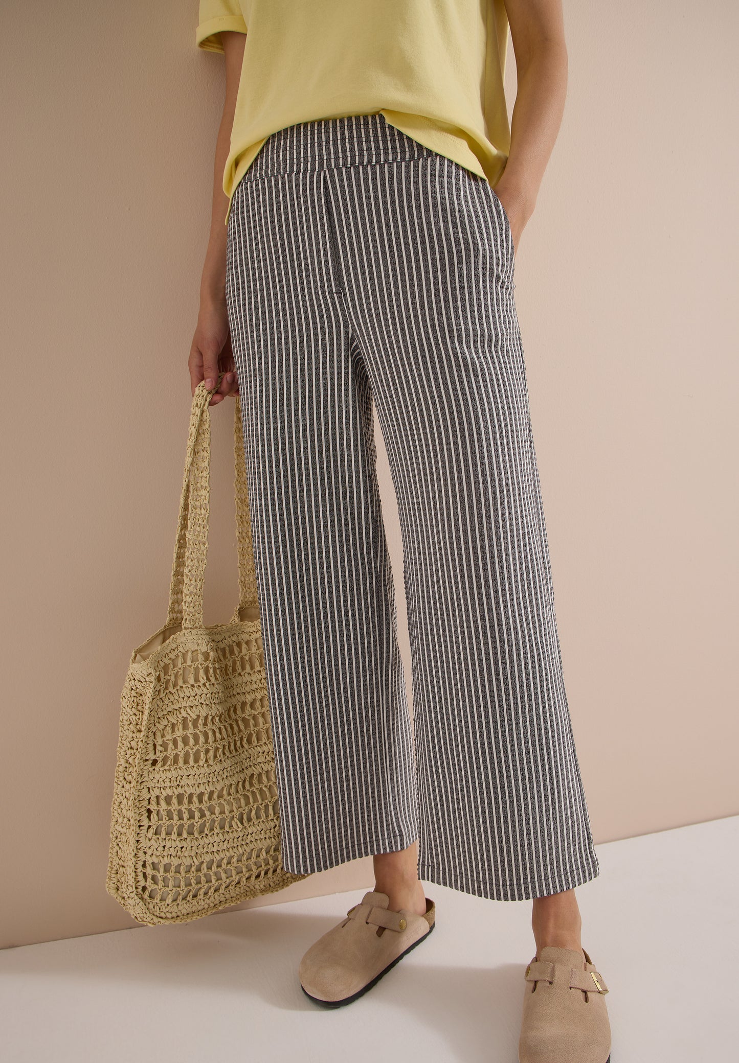 CECIL - Wide Leg Hose in Seersucker-Qualität - Farbe: brown cacao