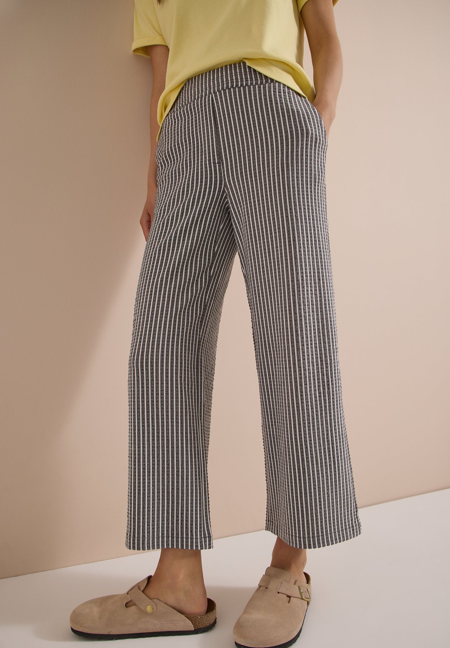 CECIL - Wide Leg Hose in Seersucker-Qualität - Farbe: brown cacao