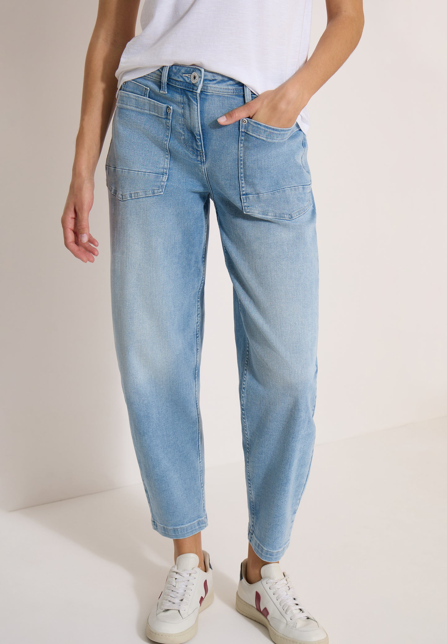 CECIL - Barrel Leg Jeans mit aufgesetzten Taschen - Farbe: light blue used wash