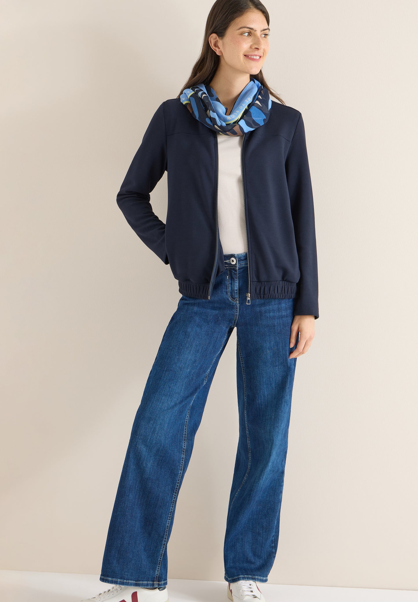 CECIL - Gemusterter Loop Schal - Farbe: blau