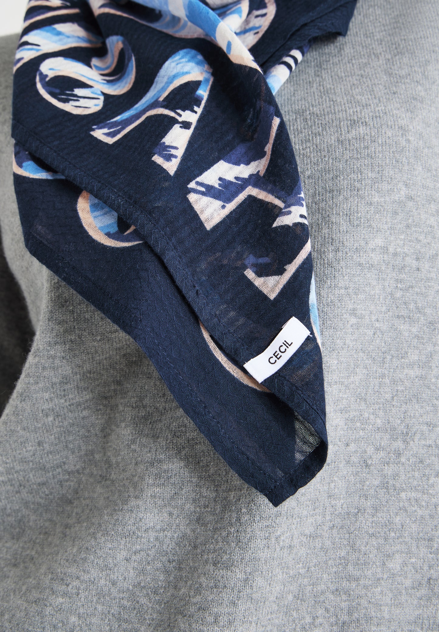 CECIL - Gemustertes Tuch - Farbe: universal blue