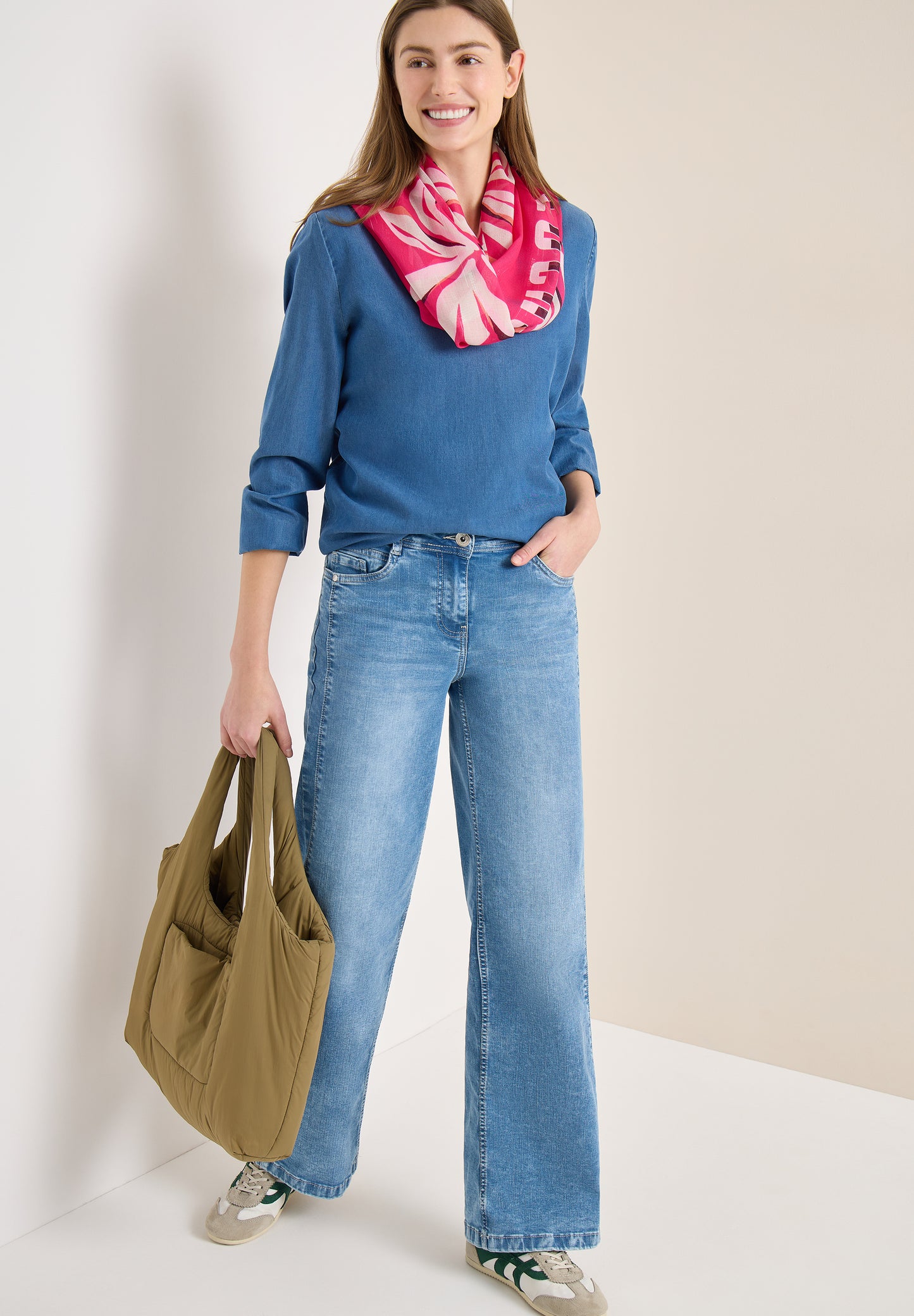CECIL - Loop-Schal mit Mustermix - Farbe: beetroot pink