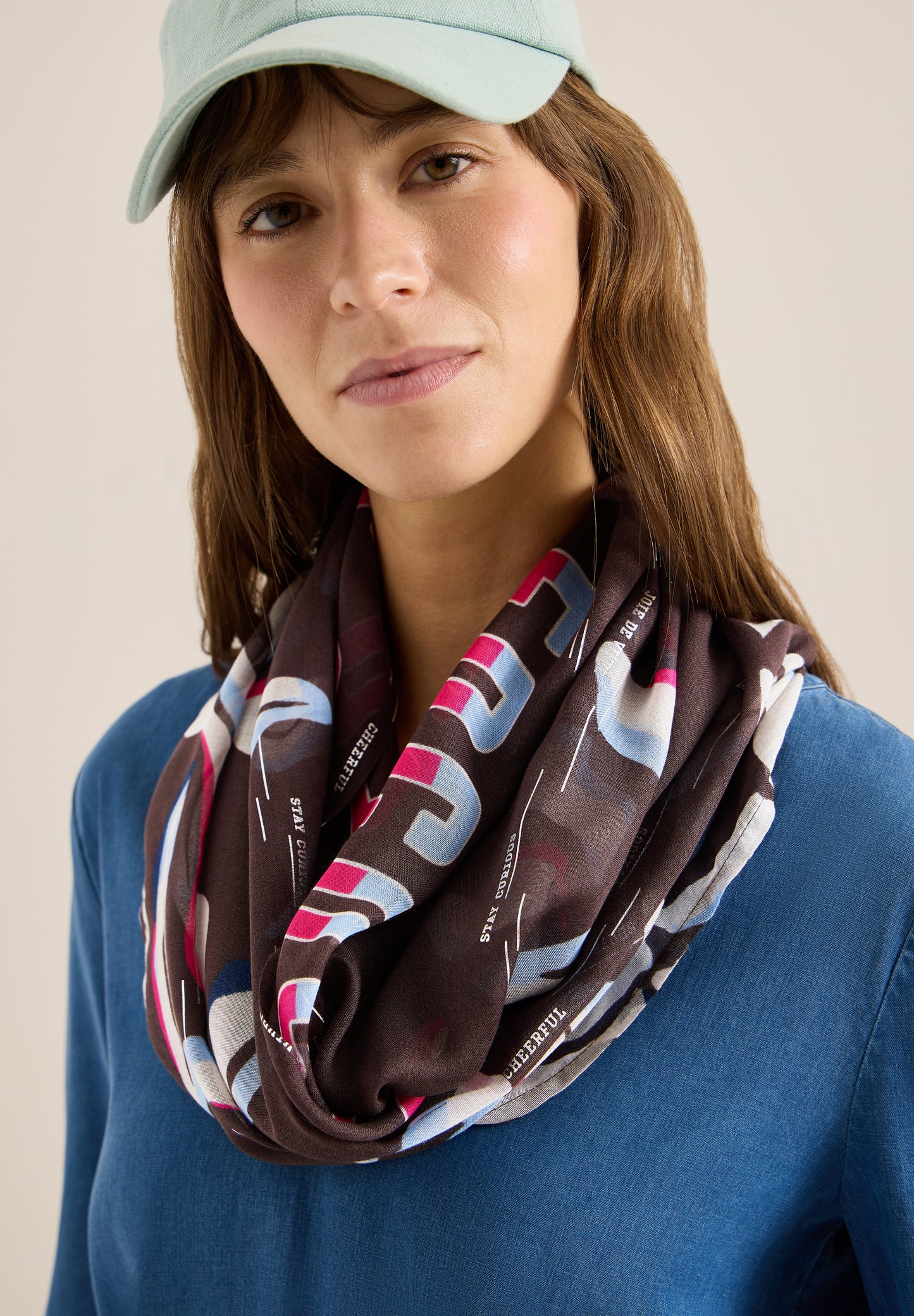 CECIL - Loop-Schal mit Mustermix - Farbe: macchiato brown