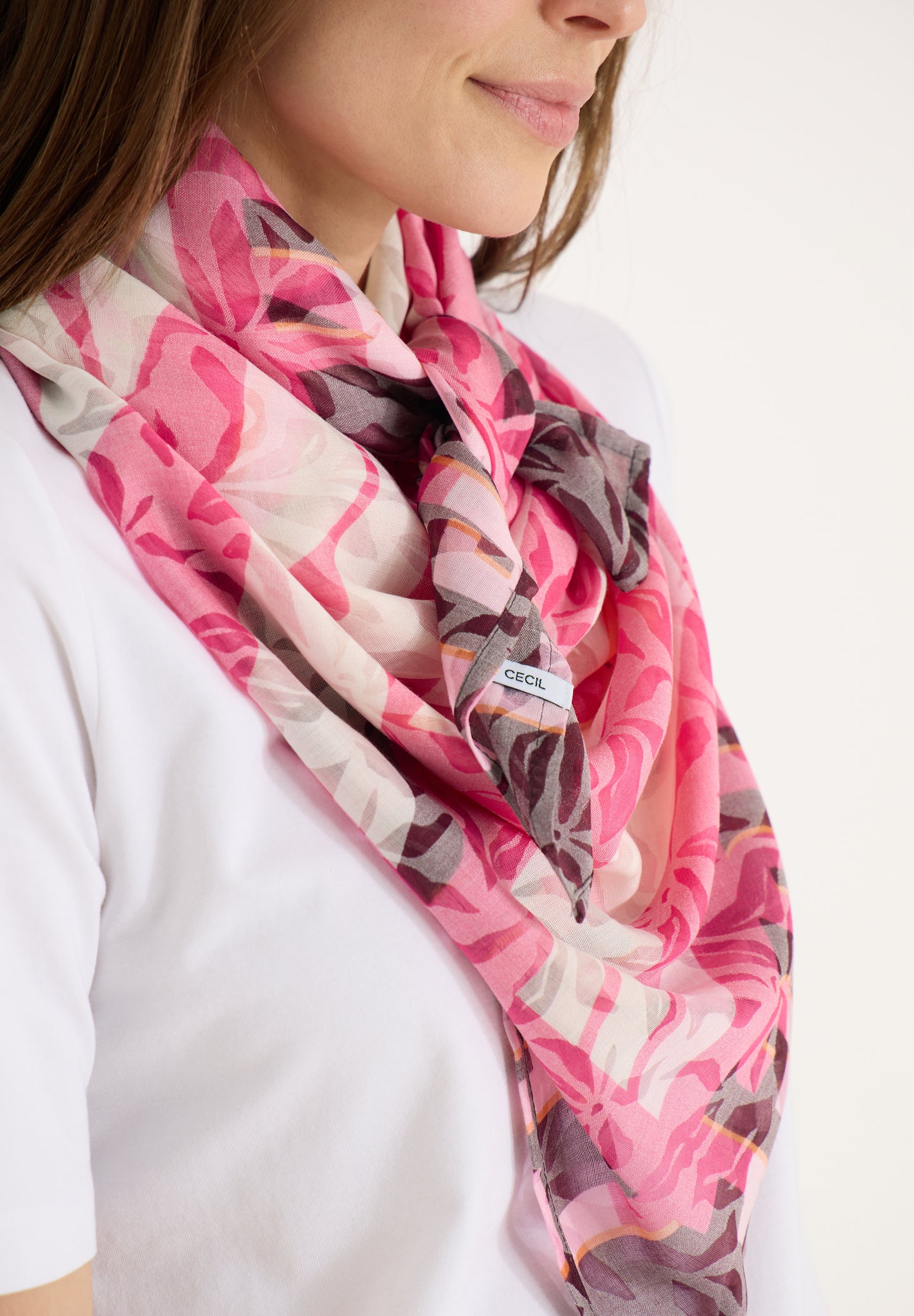 CECIL - Tuch mit floraler Ausbrenner-Optik - Farbe: beetroot pink