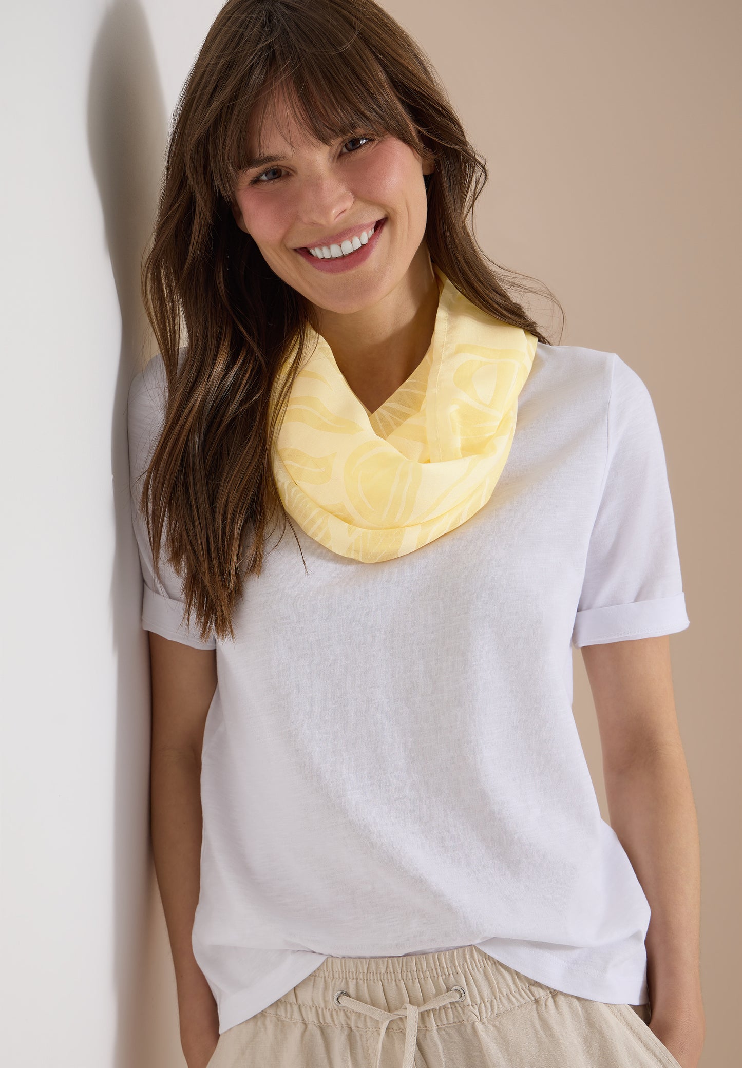 CECIL - Loop-Schal im Ausbrenner-Look - Farbe: buttermilk yellow