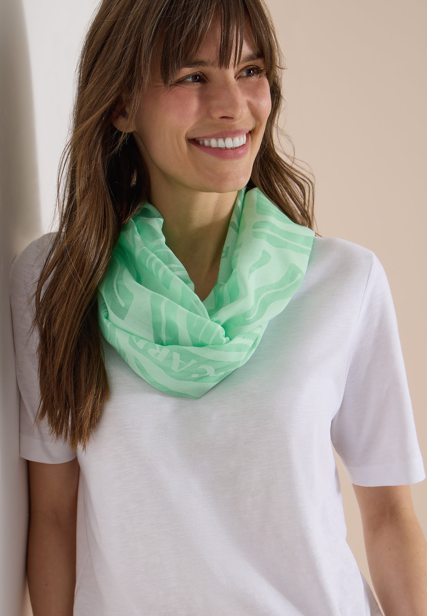 CECIL - Loop-Schal im Ausbrenner-Look - Farbe: juicy lime