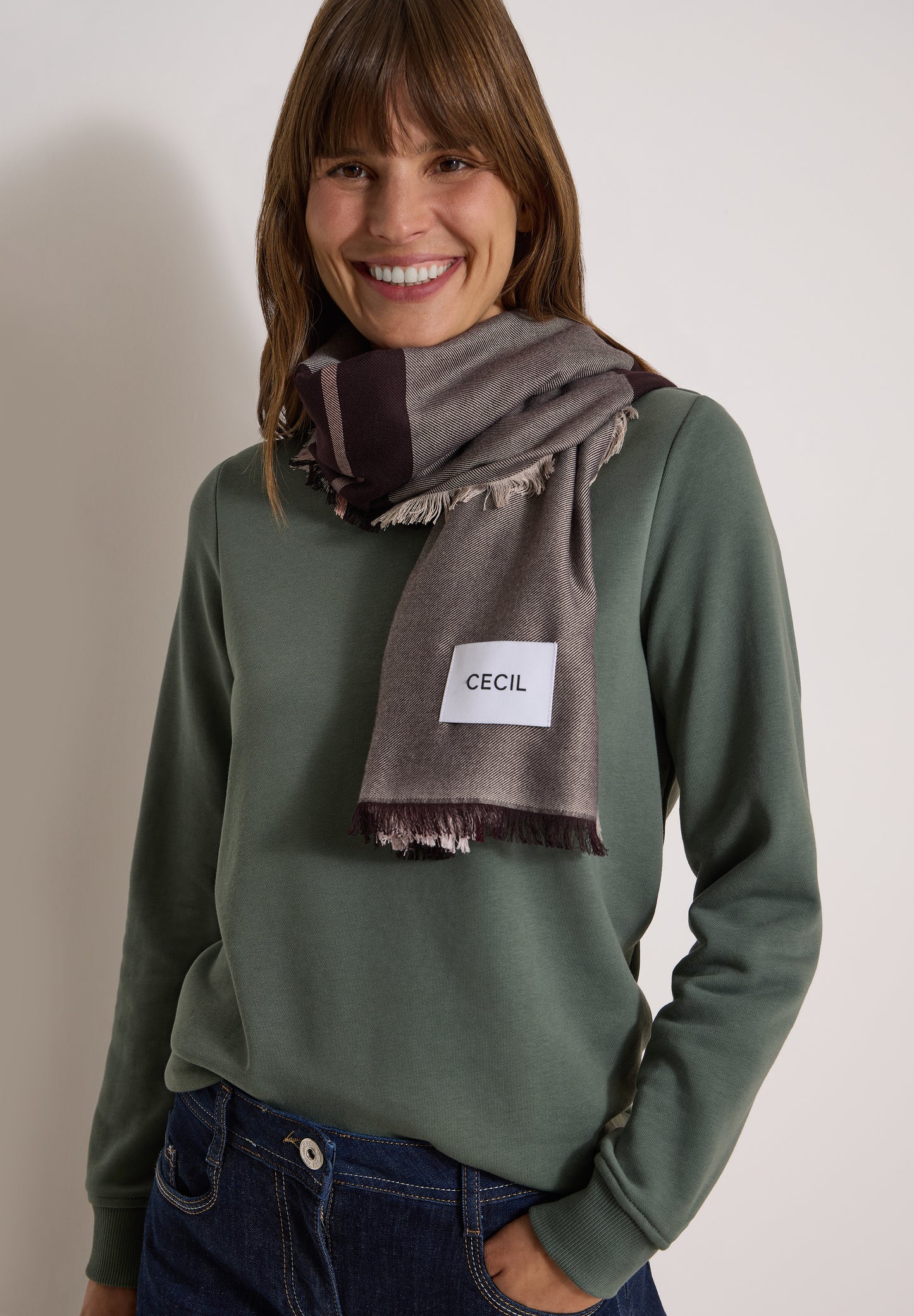 CECIL - Kariertes Tuch mit feinen Fransen - Farbe: berry red