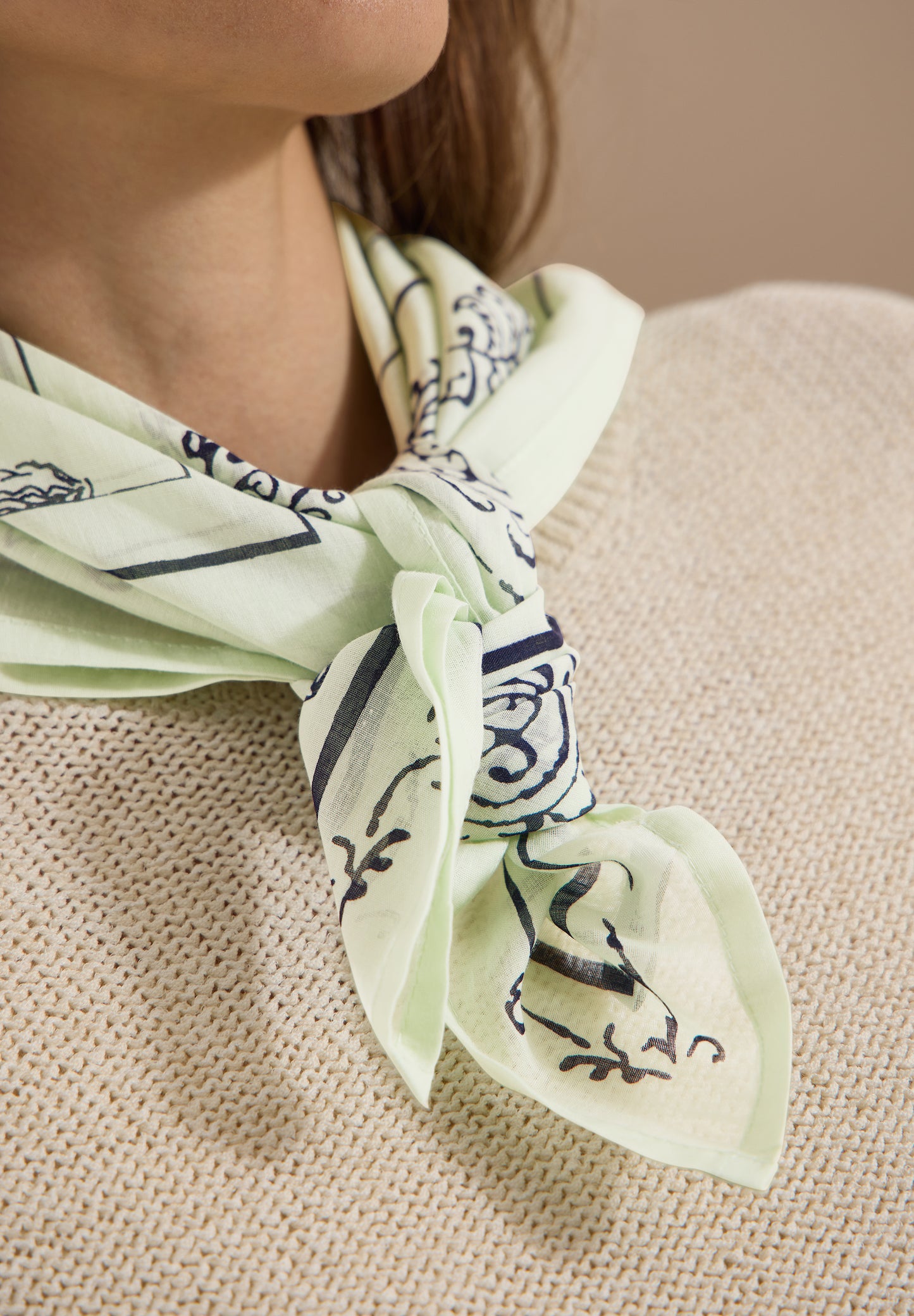 CECIL - Bandana aus Baumwolle mit Print - Farbe: raw matcha lime