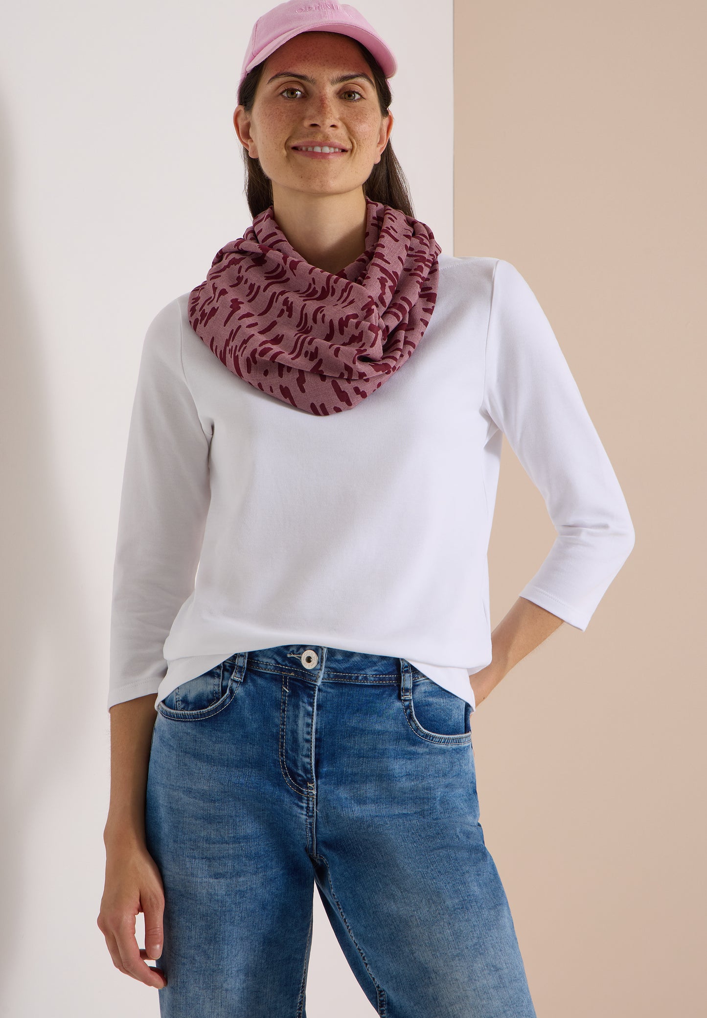 CECIL - Loop-Schal im Ausbrenner-Look - Farbe: red wine
