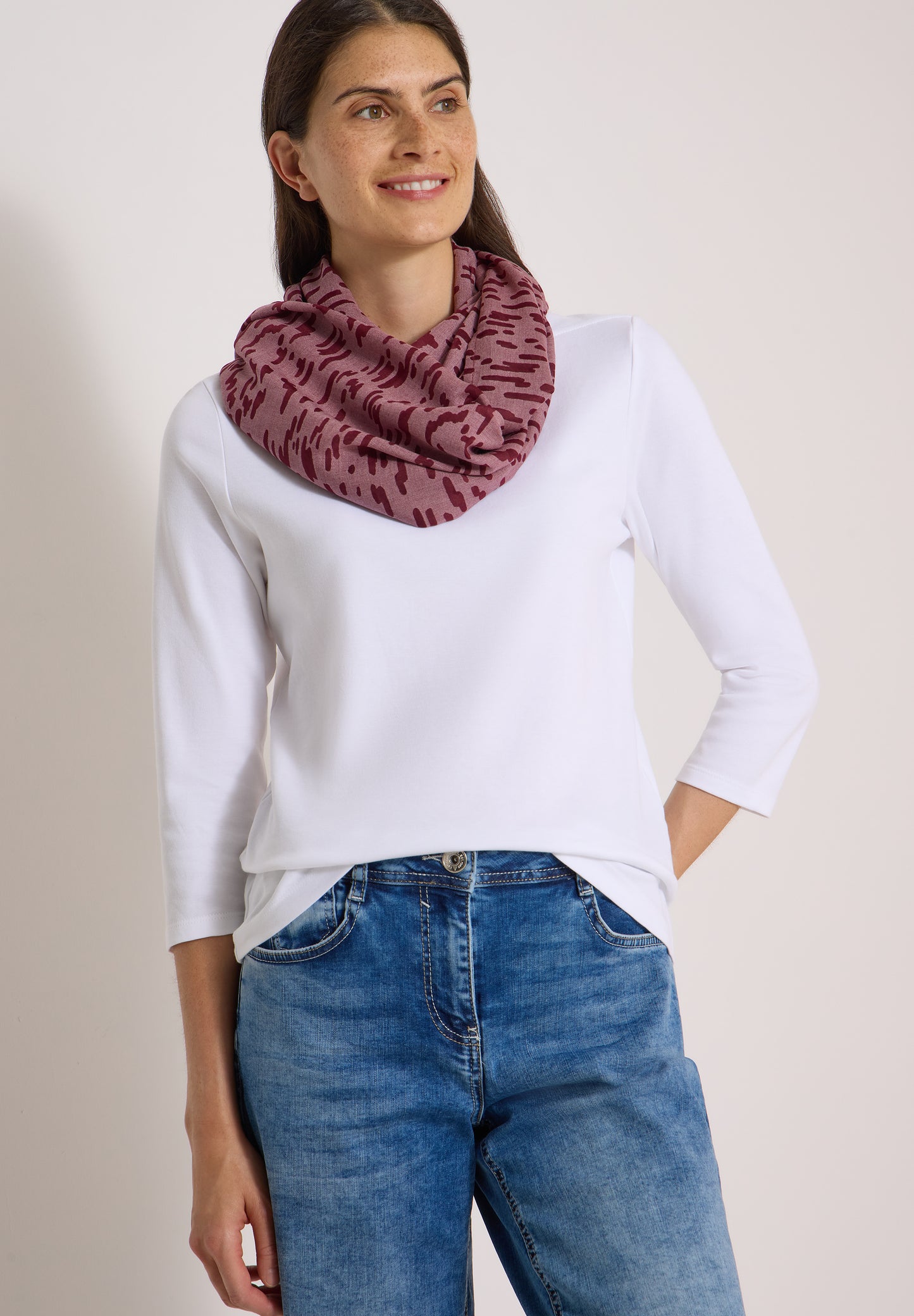 CECIL - Loop-Schal im Ausbrenner-Look - Farbe: red wine