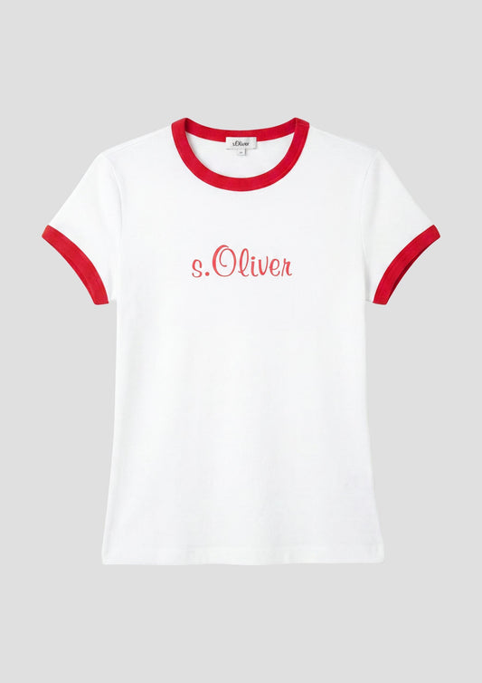 s.Oliver - Slim Fit T-Shirt mit Logo - Farbe: Himbeere