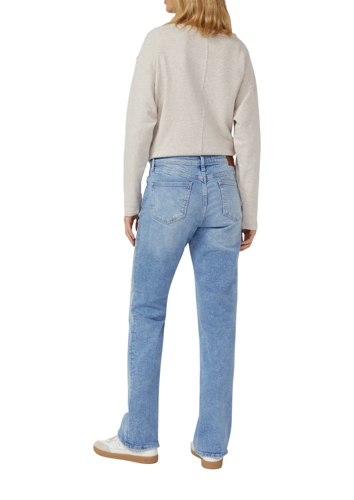 s.Oliver - Jeans Beverly / Slim Fit / Mid Rise / Bootcut Leg - Farbe: Blau