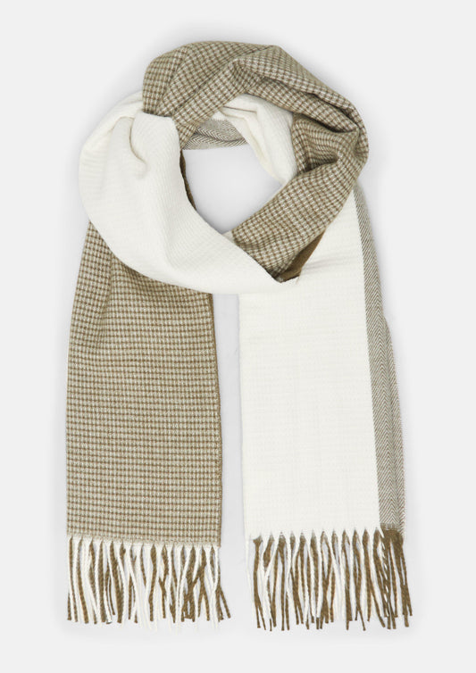 s.Oliver - Bicolor-Schal mit Fransen und Artwork - Farbe: Olive/Creme olive, creme, mehrfarbig