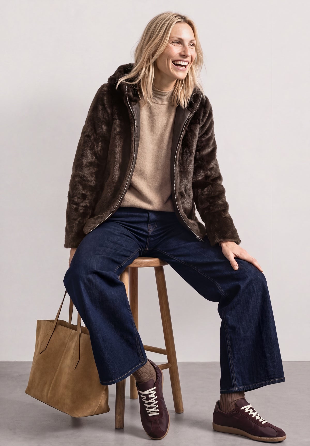 Street One Damen kurze Fake-Fur-Mix Jacke mit Kapuze - Rotbraun auburn brown