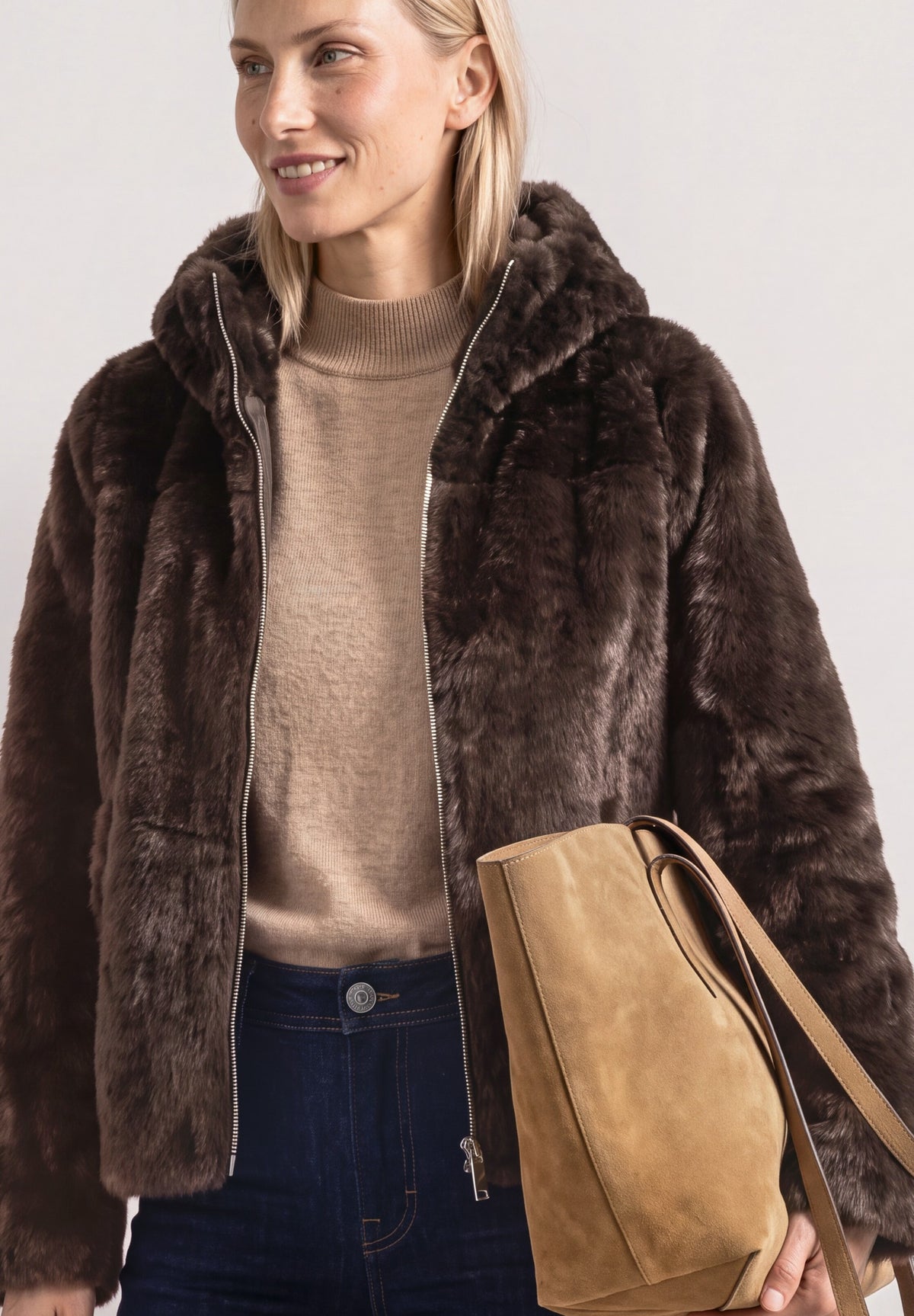 Street One Damen kurze Fake-Fur-Mix Jacke mit Kapuze - Rotbraun auburn brown