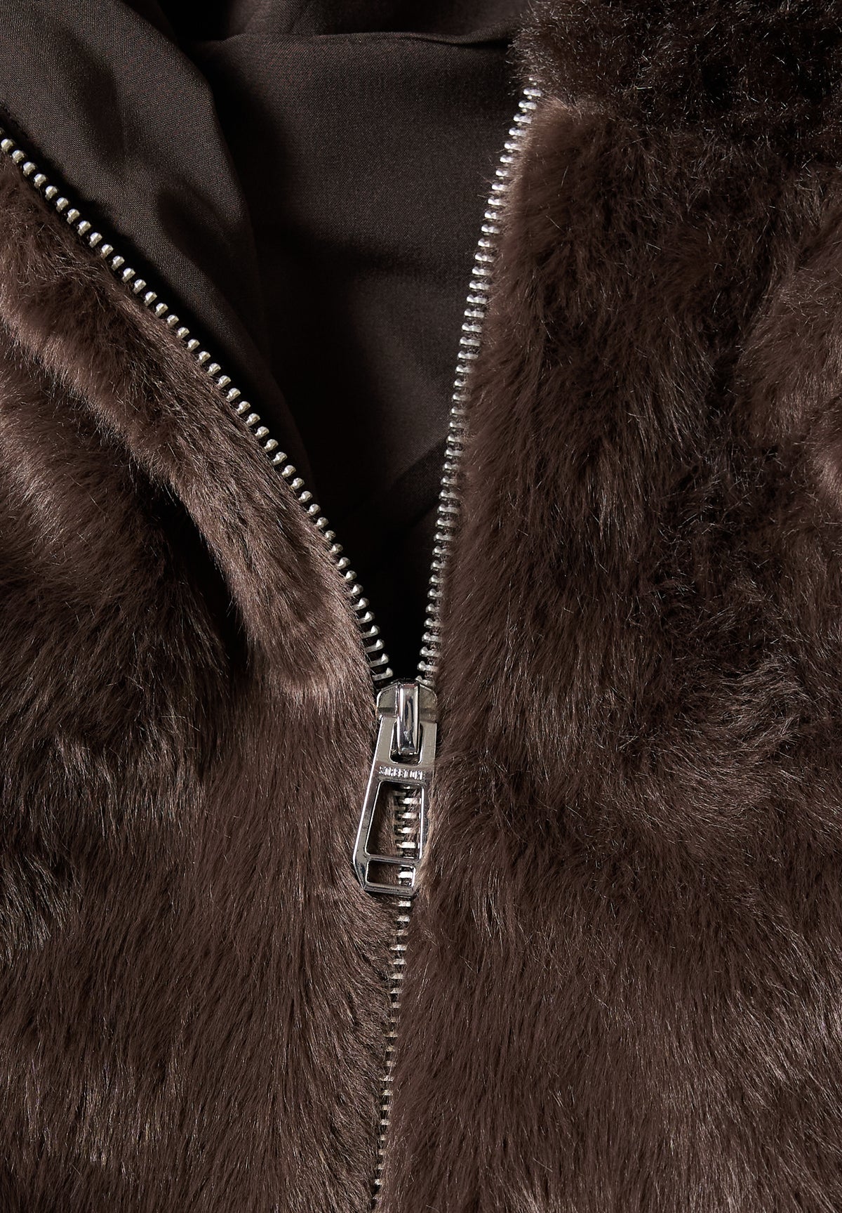 Street One Damen kurze Fake-Fur-Mix Jacke mit Kapuze - Rotbraun auburn brown