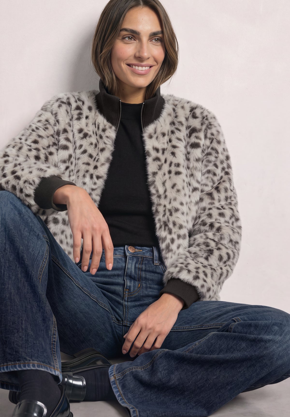 Street One Damen Fake-Fur-Jacke mit Animal Print - Dunkelbraun black coffee