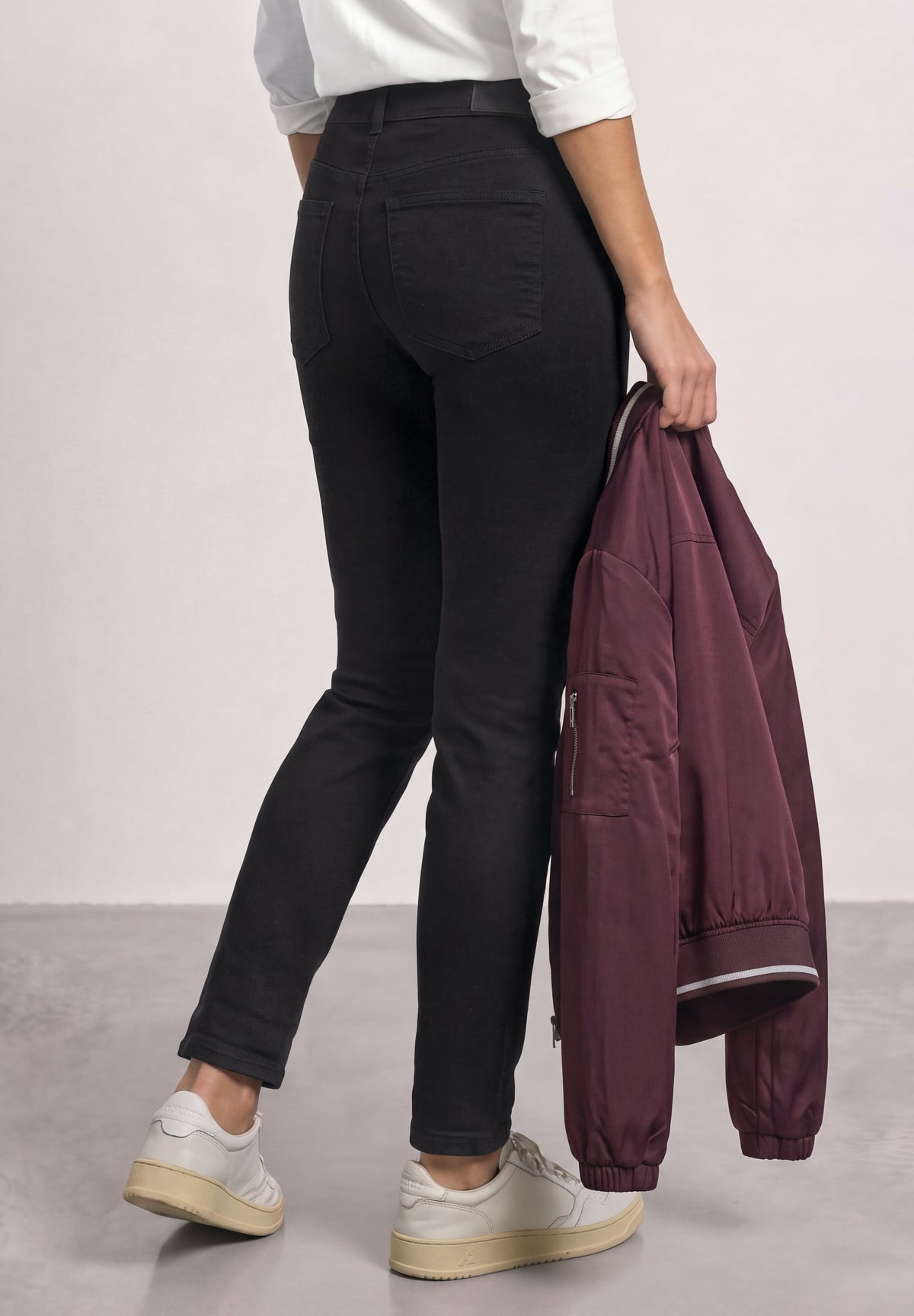 Street One Damen Mid Waist Slim Leg Jeans - Schwarz Black Clean Washed