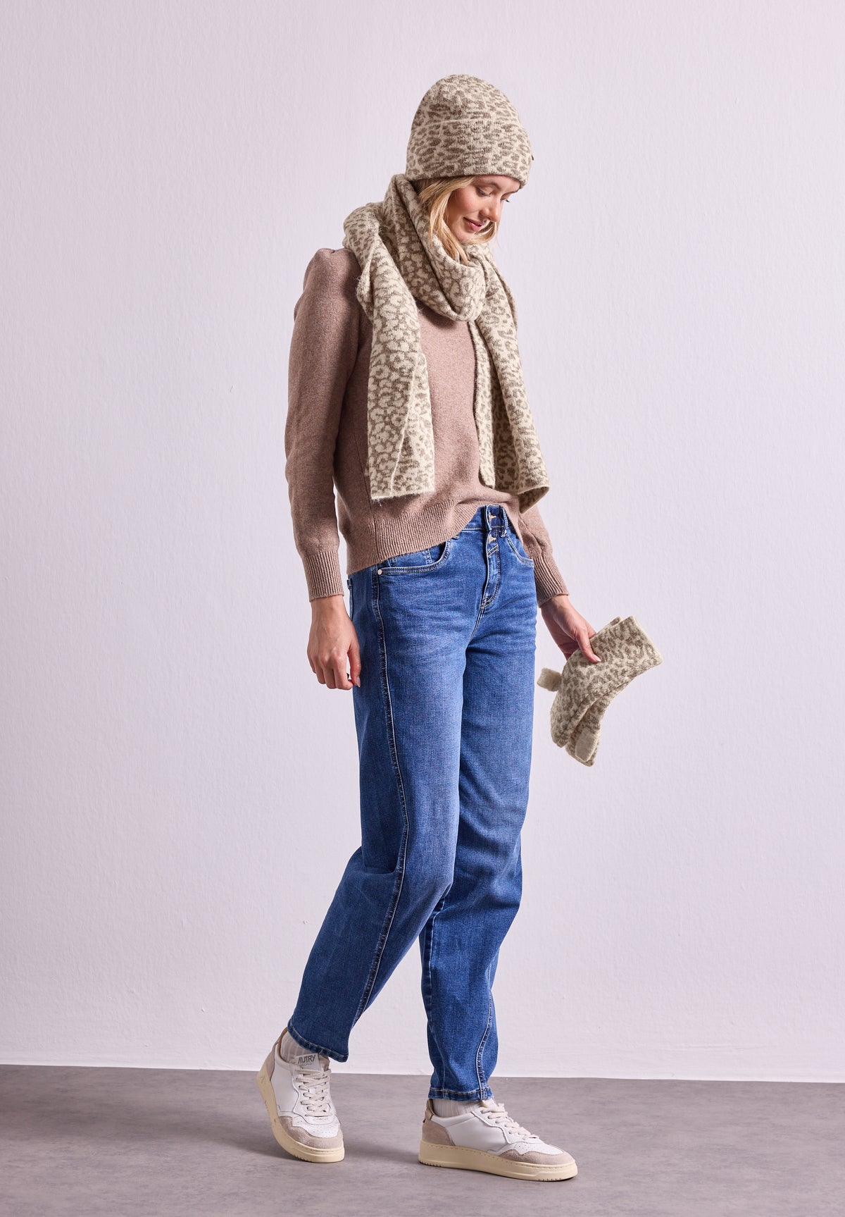 Street One Damen Jacquard-Schal mit Leo-Muster - Beige meliert barley beige mel.