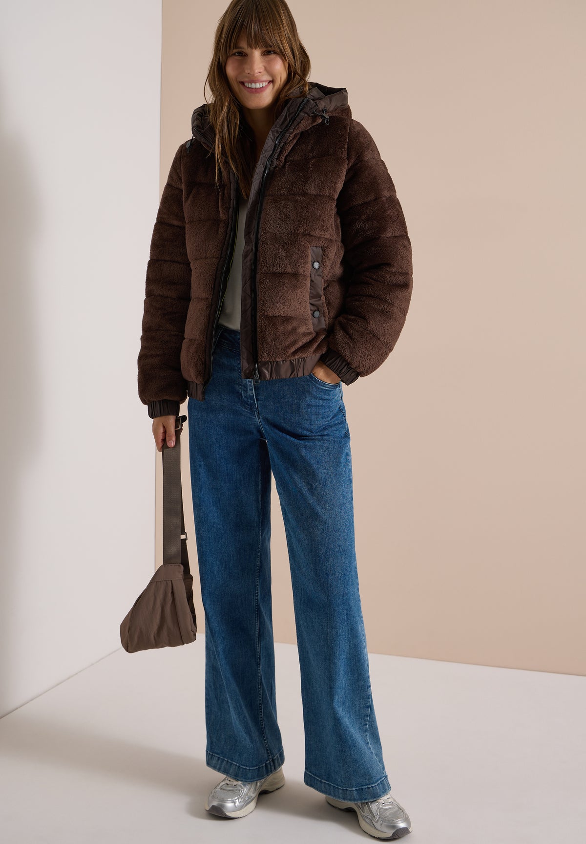 CECIL Damen Gefütterte Fake-Fur-Jacke mit Kapuze - Schokoladenbraun chocolate sauce brown