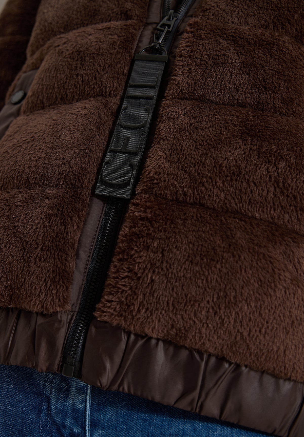 CECIL Damen Gefütterte Fake-Fur-Jacke mit Kapuze - Schokoladenbraun chocolate sauce brown
