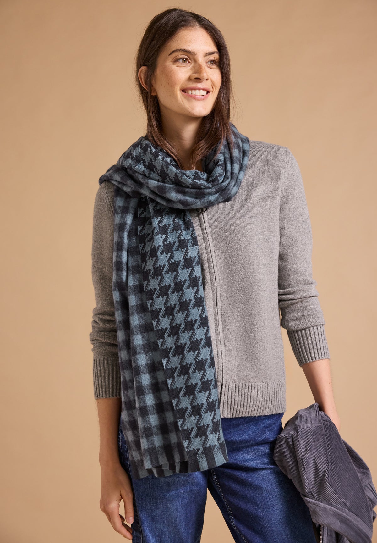 CECIL Damen Strickschal mit Fransen und Muster - Dunkelblau dark navy blue