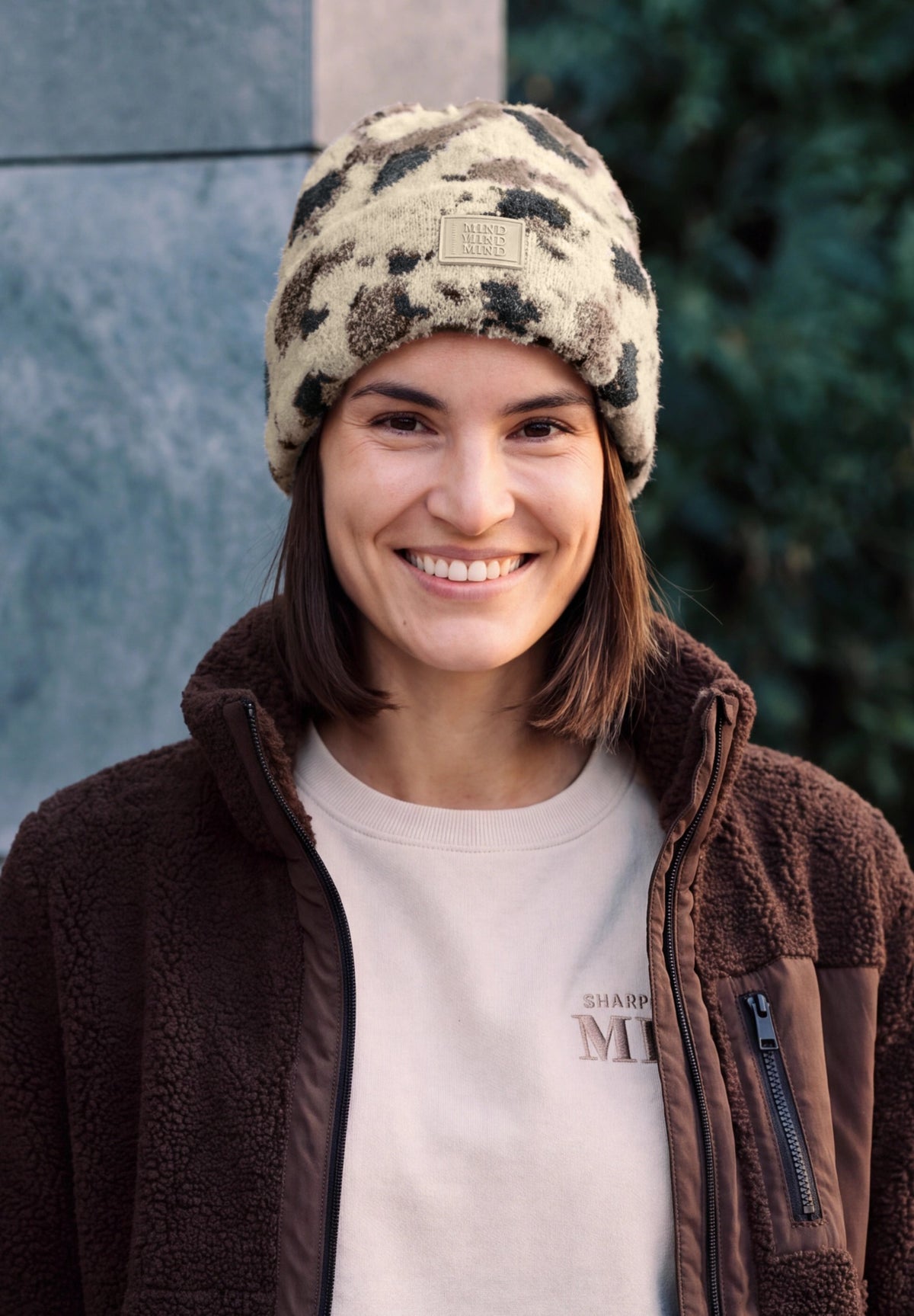 CECIL Damen Fake-Fur-Beanie mit Kuhmuster - Perlbeige meliert pearl beige melange