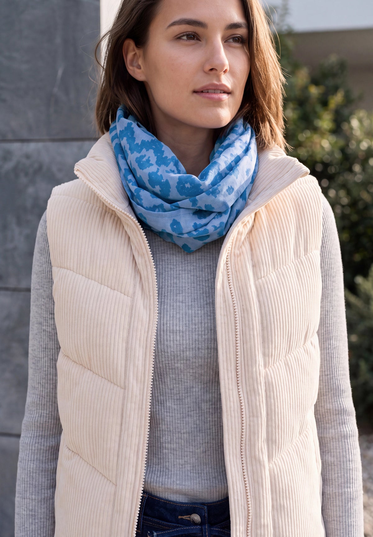CECIL Damen Loop-Schal mit Ausbrenner-Muster - Blau north blue